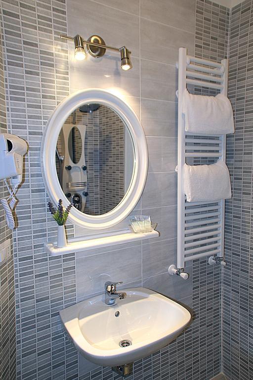Premier Cavour Hotel Róma Szoba fotó